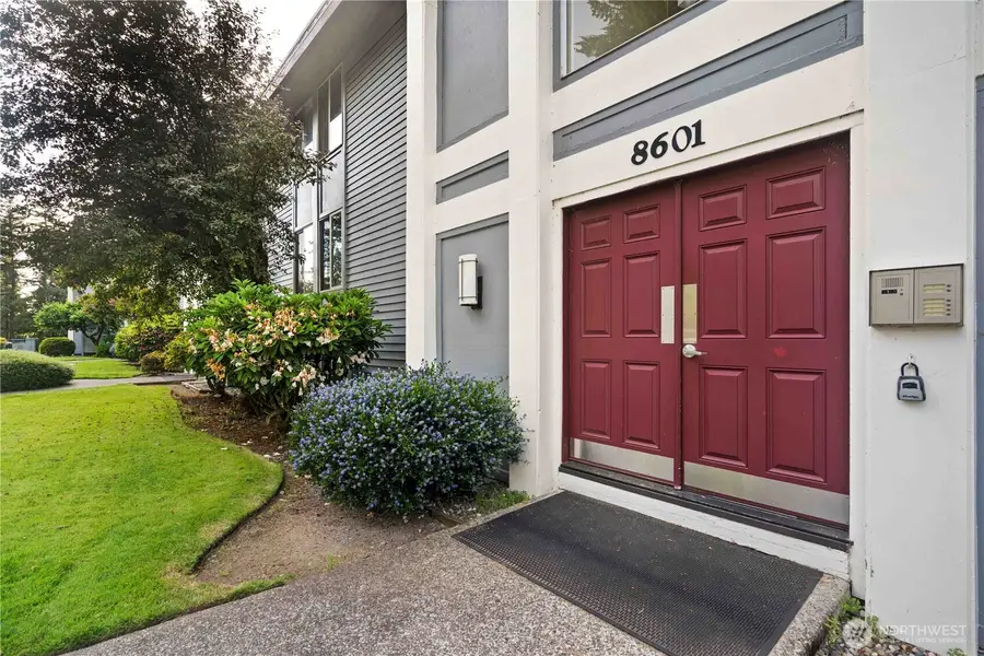 8601 Zircon Drive Sw #A4, Lakewood, WA 98498 - #3