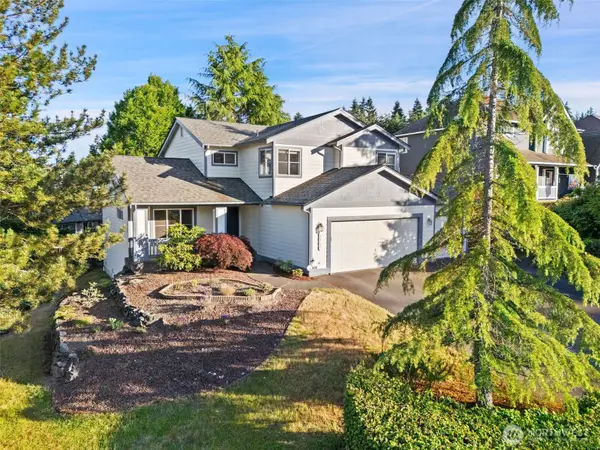 4851 NW Walgren Drive, Silverdale, WA 98383
