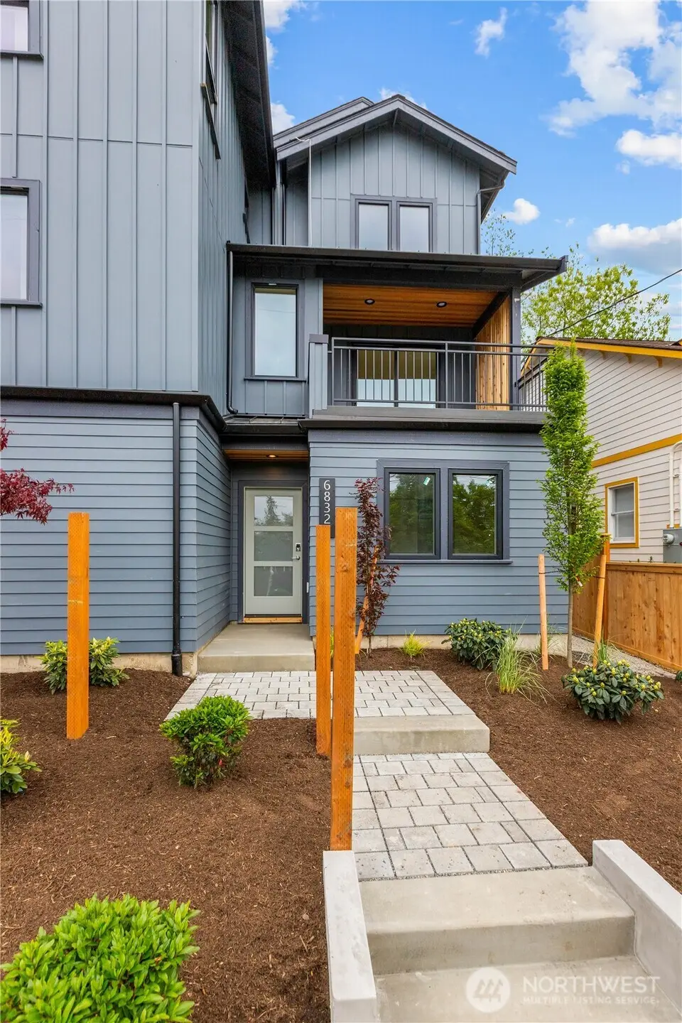 6832 47th Avenue Ne, Seattle, WA 98115 - #1