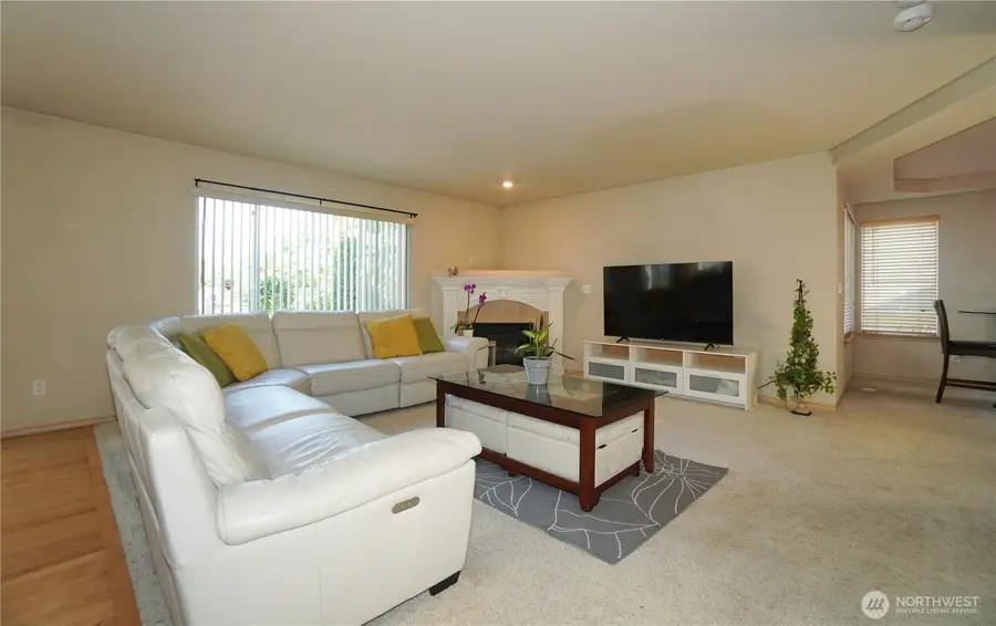 16034 SE 254th Street, Covington, WA 98042 - #3