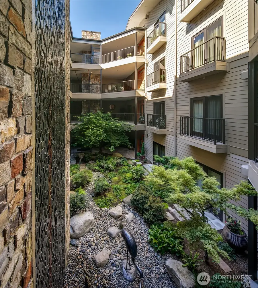 472 S State Street #204, Bellingham, WA 98225 - #3