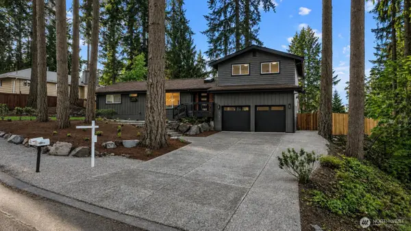 16142 SE 42nd Place, Bellevue, WA 98006