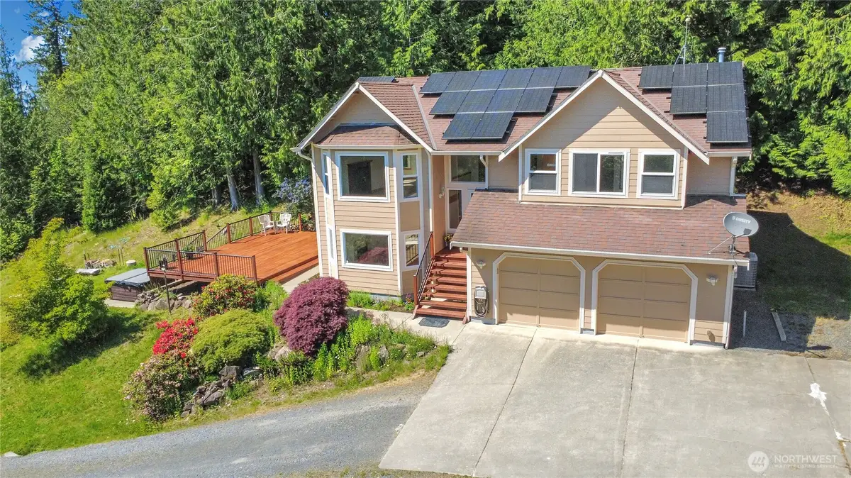 41216 305 Avenue Se, Enumclaw, WA 98022 - #1