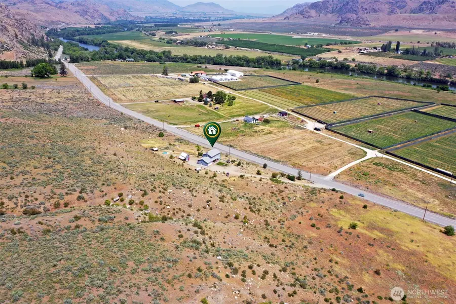 1073 Old Hwy 97, Brewster, WA 98812 - #2