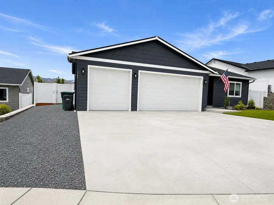 540 S Juli Avenue, East Wenatchee, WA 98802 - #2