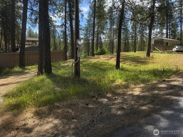 13901 S Clear Lake Road #6, Cheney, WA 99004