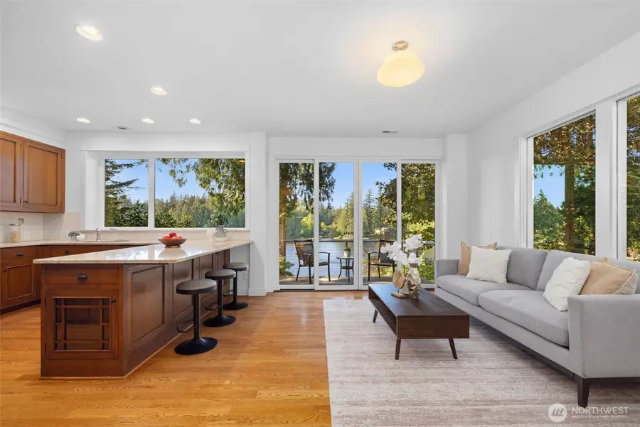 2057 E Beaver Lake Drive Se, Sammamish, WA 98075 - #3