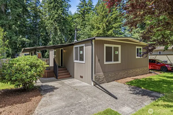 8021 Old Pacific Highway N #11, Castle Rock, WA 98611