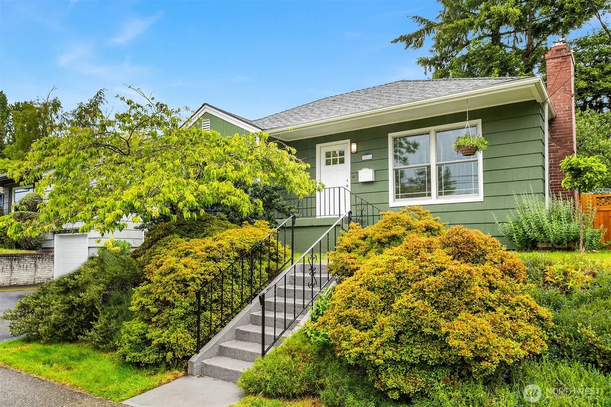 8816 16th Avenue Sw, Seattle, WA 98106 - #1