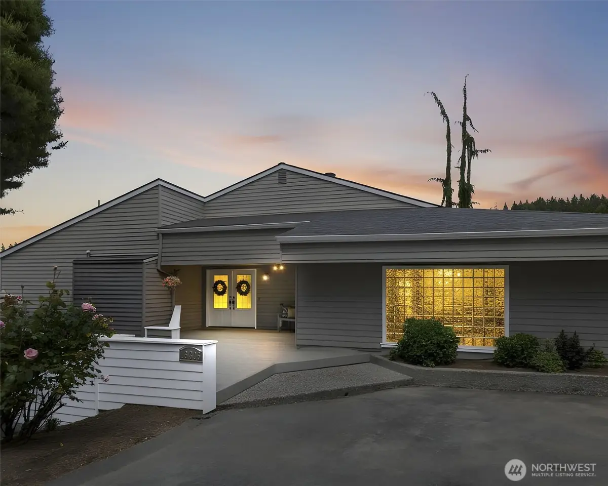 16306 Valhalla Drive, Bothell, WA 98011 - #1