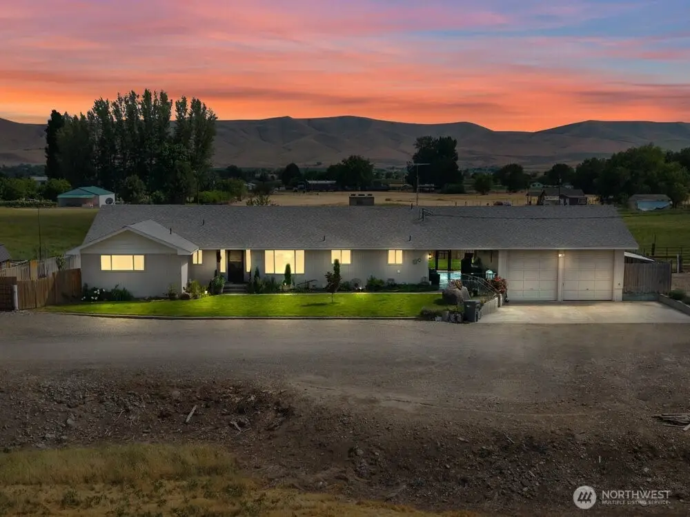 7802 Hicks Road, Grandview, WA 98930 - #1