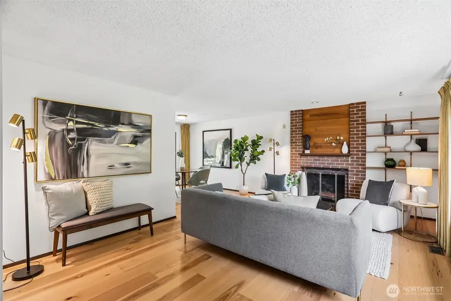 7509 42nd Avenue Ne, Seattle, WA 98115 - #3