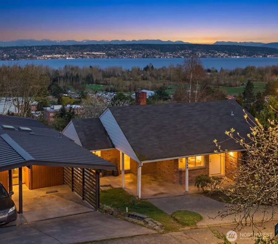 7508 56th Avenue Ne, Seattle, WA 98115 - #3