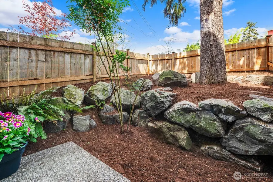 931 N 97th Street, Seattle, WA 98103 - #3