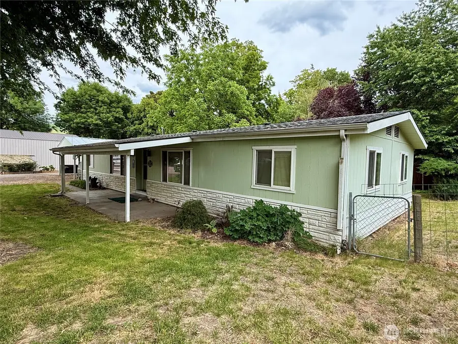 321 Bruce Street, Waitsburg, WA 99361 - #2