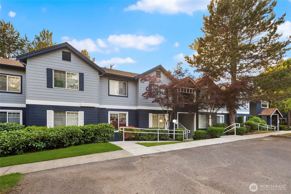 10825 SE 200th Street #B203, Kent, WA 98031 - #1
