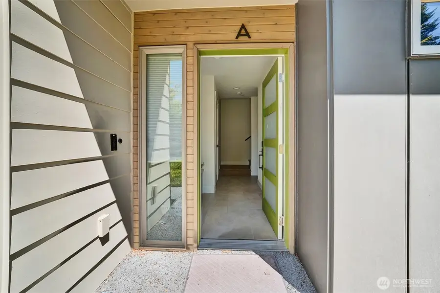 18402 Corliss Ave Avenue, Shoreline, WA 98133 - #3