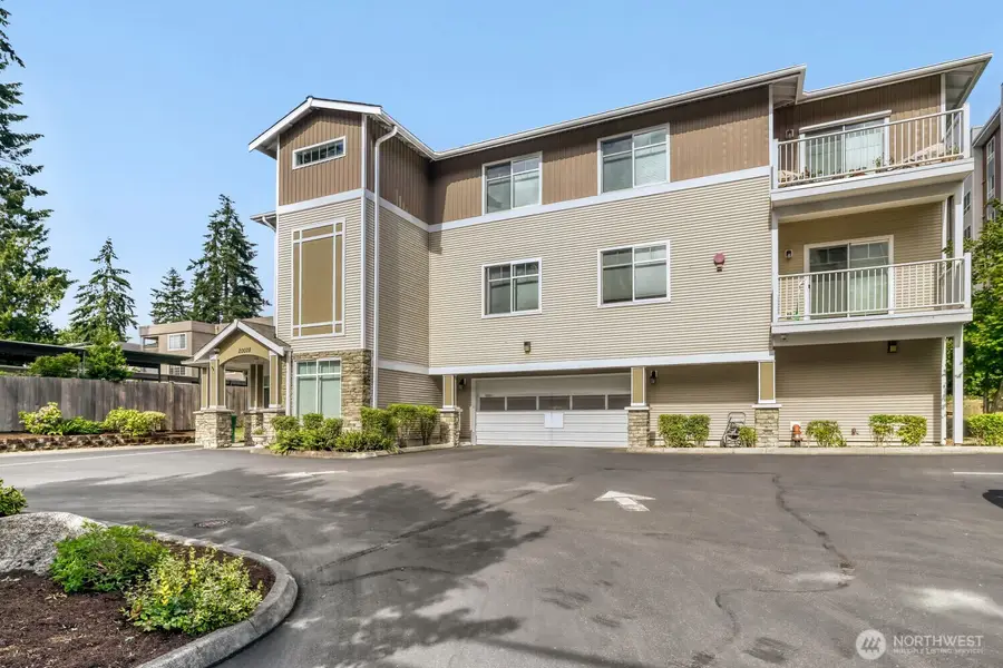 20028 15th Avenue Ne #104, Shoreline, WA 98155 - #3