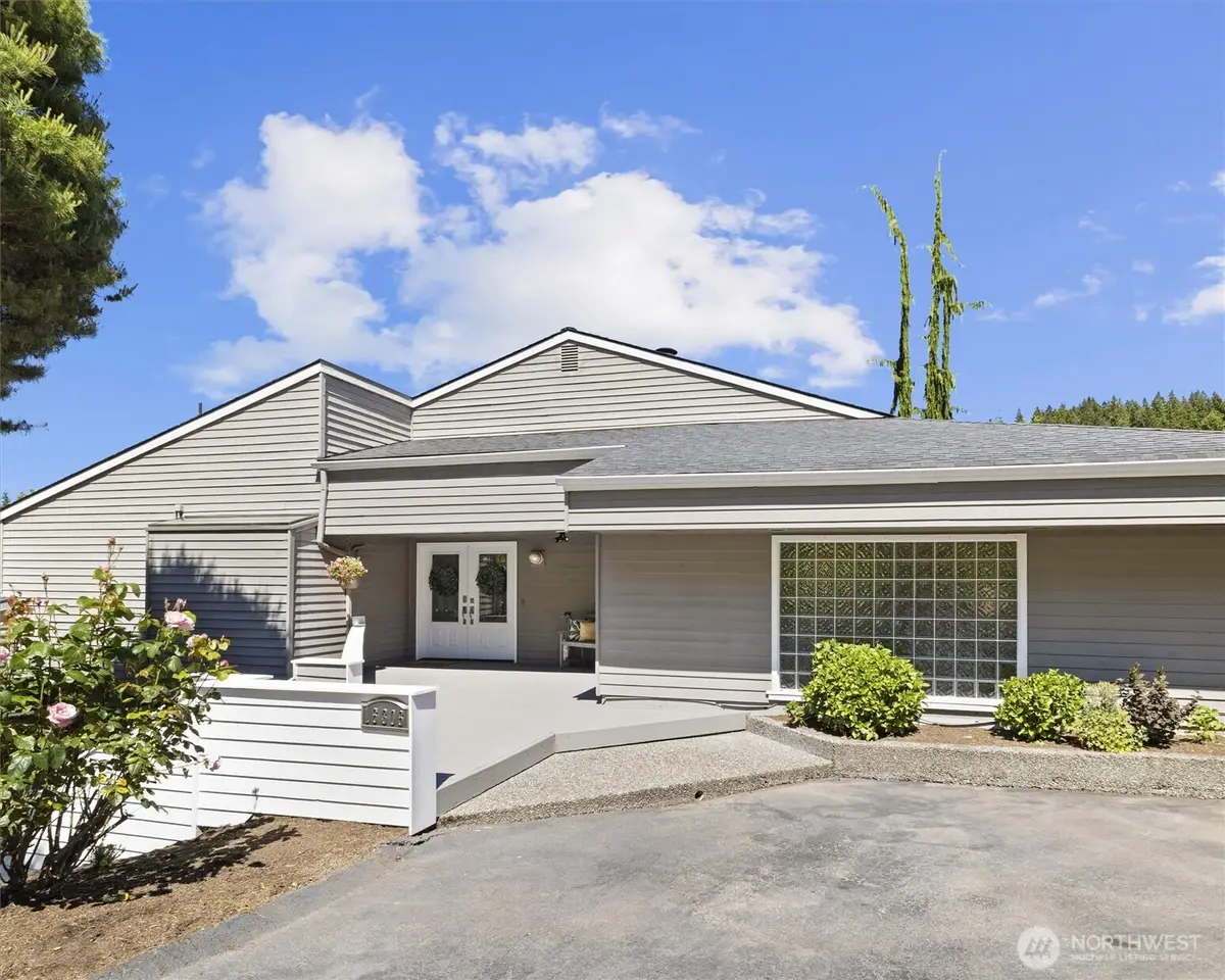 16306 Valhalla Drive, Bothell, WA 98011 - #1