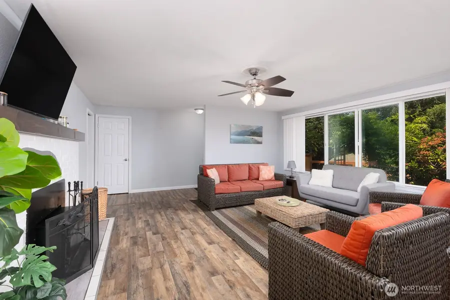 124 Crestwood Drive Sw, Lakewood, WA 98498 - #3
