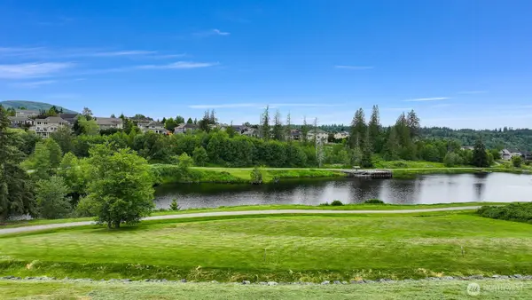 24095 Bass Pro Place #204, Mount Vernon, WA 98274