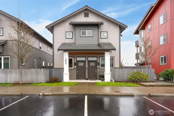 1884 Front Street #A, Lynden, WA 98264