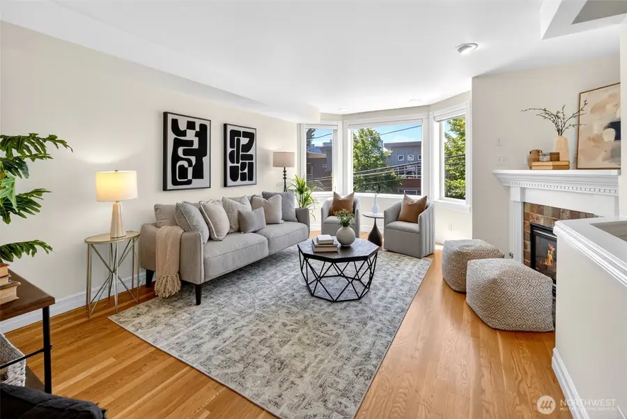 402 Aloha Street, Seattle, WA 98109 - #2