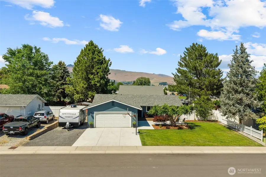 1318 Welch Avenue, Wenatchee, WA 98801 - #2
