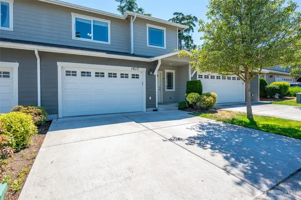 1617 SW Stremler Drive, Oak Harbor, WA 98277