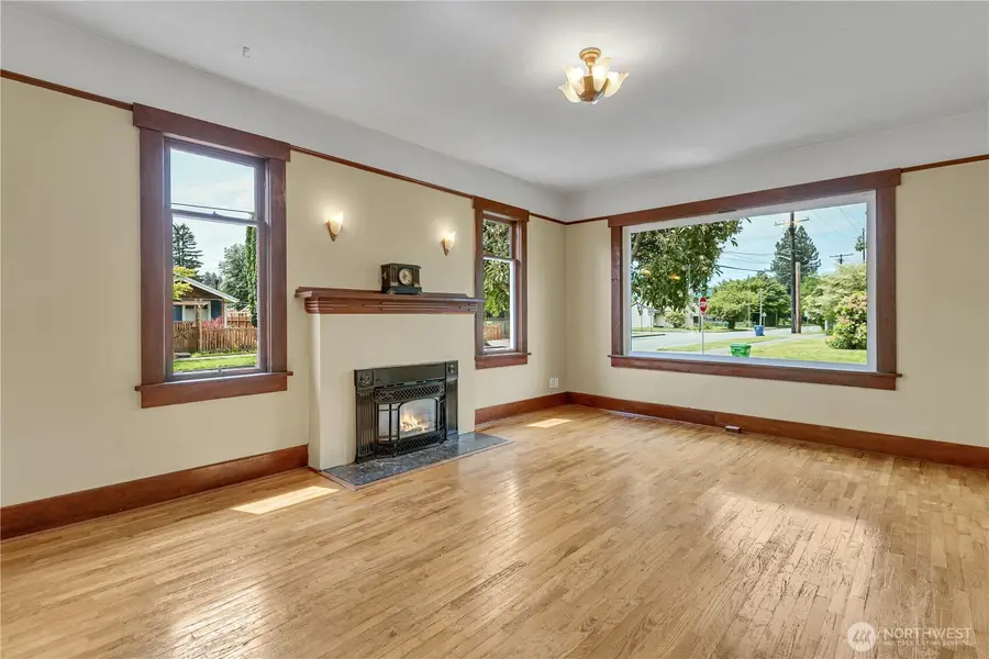 102 Perry Street Nw, Olympia, WA 98502 - #3