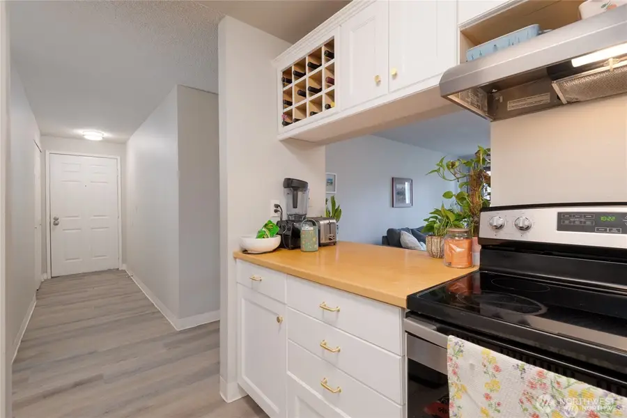 3430 I Street Ne #J101, Auburn, WA 98002 - #2