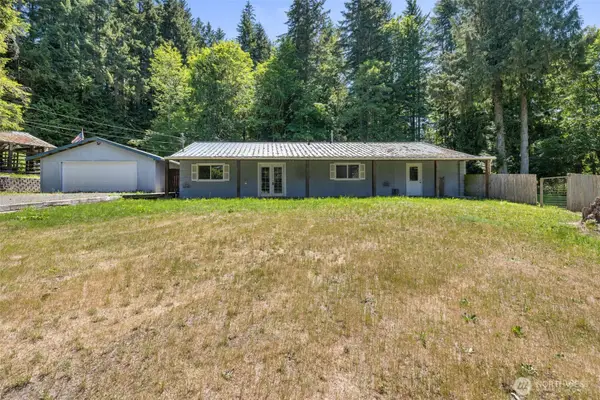33 Baskins Road, Port Angeles, WA 98363