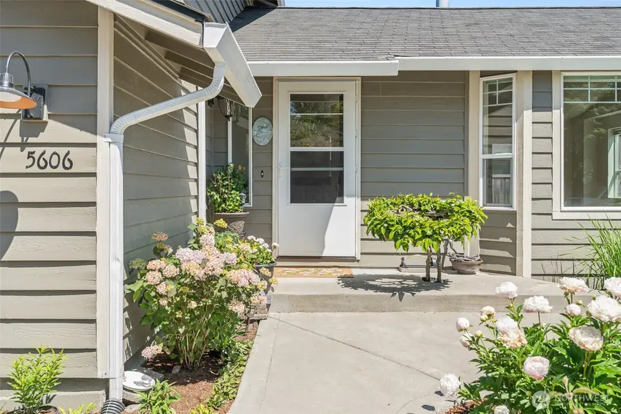 5606 39th Avenue Se, Lacey, WA 98503 - #2