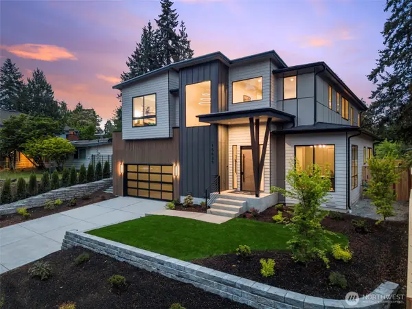 15625 SE 9th Street, Bellevue, WA 98008