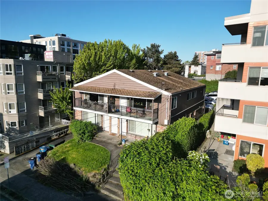 717 3rd Avenue N, Seattle, WA 98109 - #3