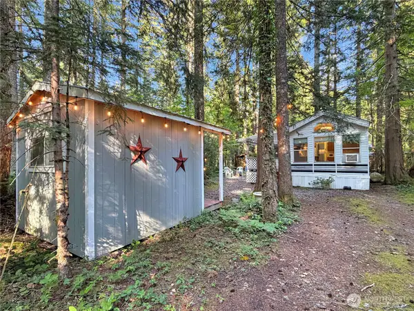 150 Big River Boulevard W, Deming, WA 98244