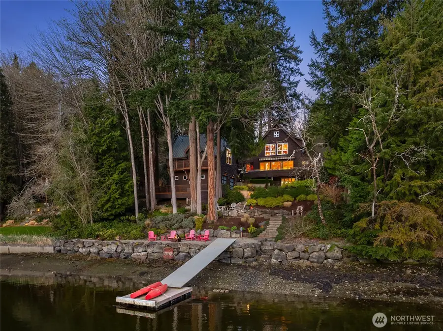 339 Lovell Avenue Sw, Bainbridge Island, WA 98110 - #3