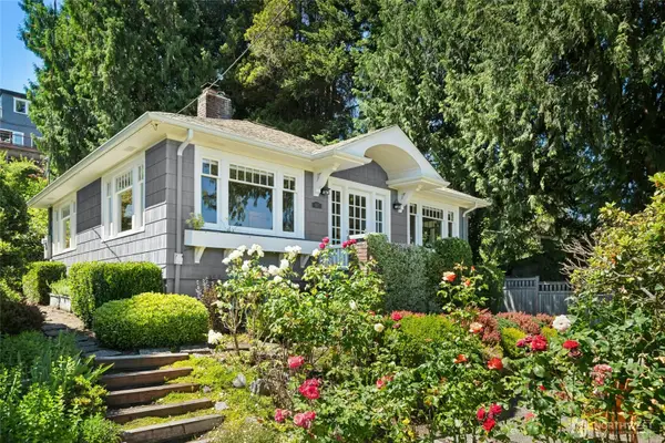 707 Lake Washington Boulevard S, Seattle, WA 98144