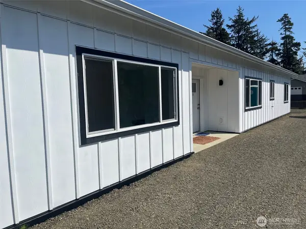 1306 Melbourne Court, Westport, WA 98595