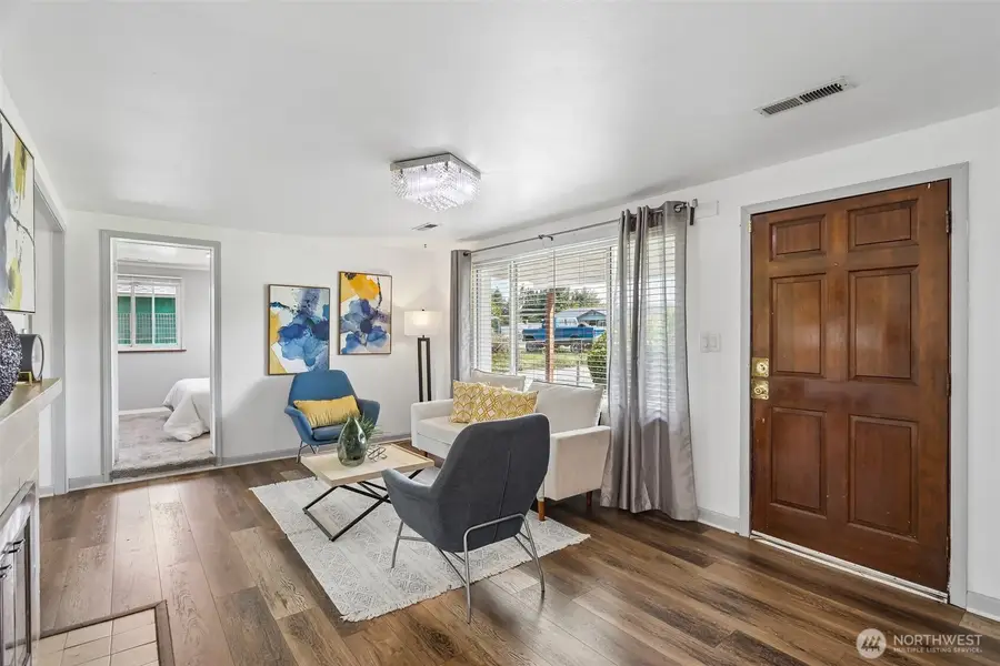 10615 1st Avenue S, Seattle, WA 98168 - #2