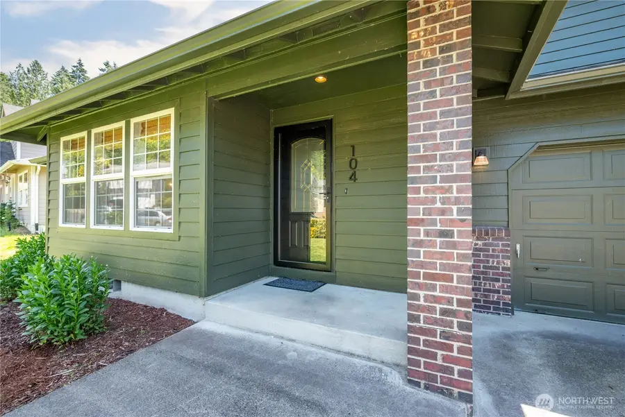 104 Cedar Falls Drive, Kelso, WA 98626 - #3