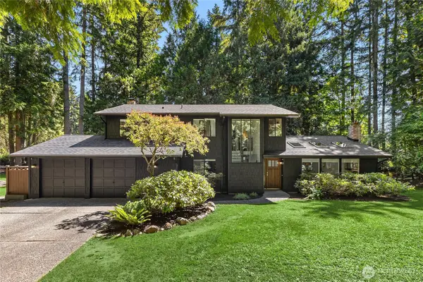 6322 NE Lariat Loop, Bainbridge Island, WA 98110