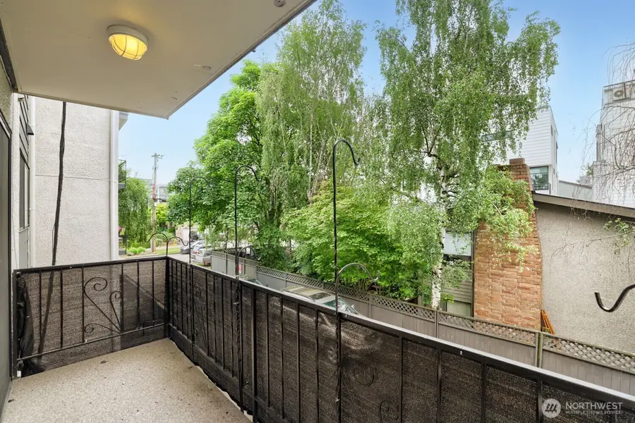6110 24th Avenue Nw #203, Seattle, WA 98107 - #2
