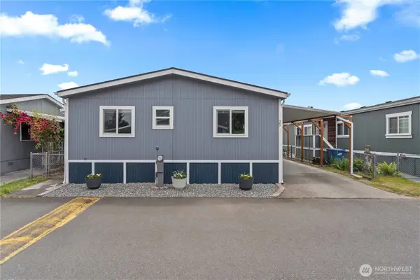 15410 SE 272nd Street #35, Kent, WA 98042