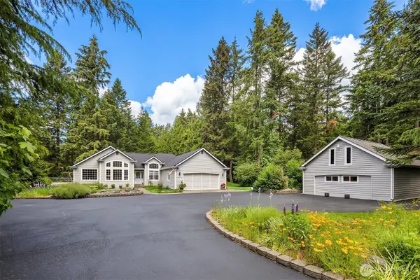 9821 344th Street S, Roy, WA 98580