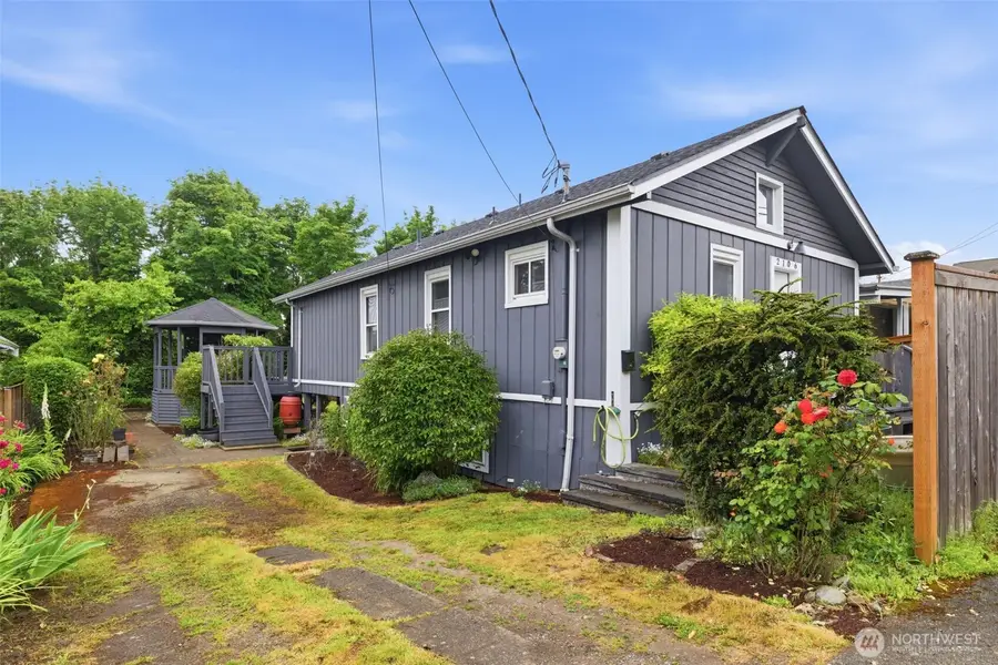 2106 12th Avenue S, Seattle, WA 98144 - #3