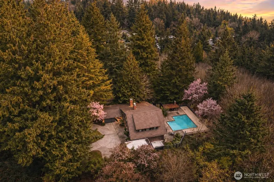 16521 NE 1st Place, Bellevue, WA 98008 - #2