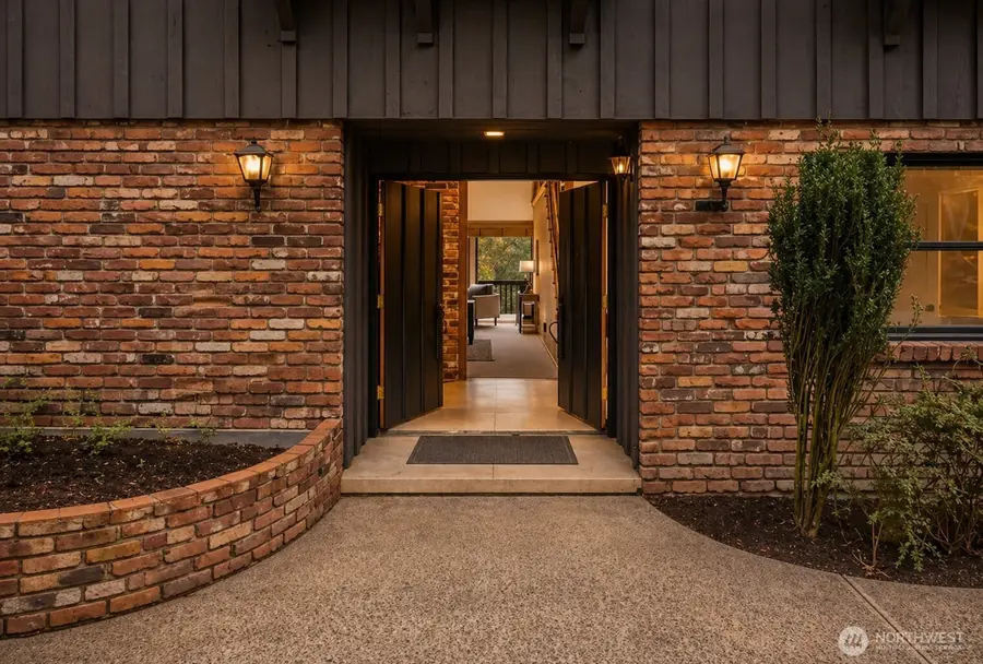 16521 NE 1st Place, Bellevue, WA 98008 - #3
