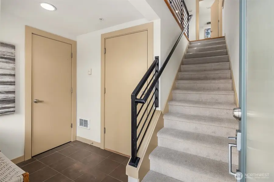916 N 73rd Street #A, Seattle, WA 98103 - #3