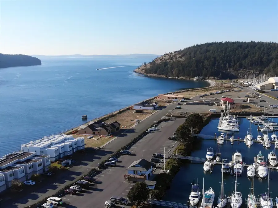 2215 Skyline Way, Anacortes, WA 88221 - #2
